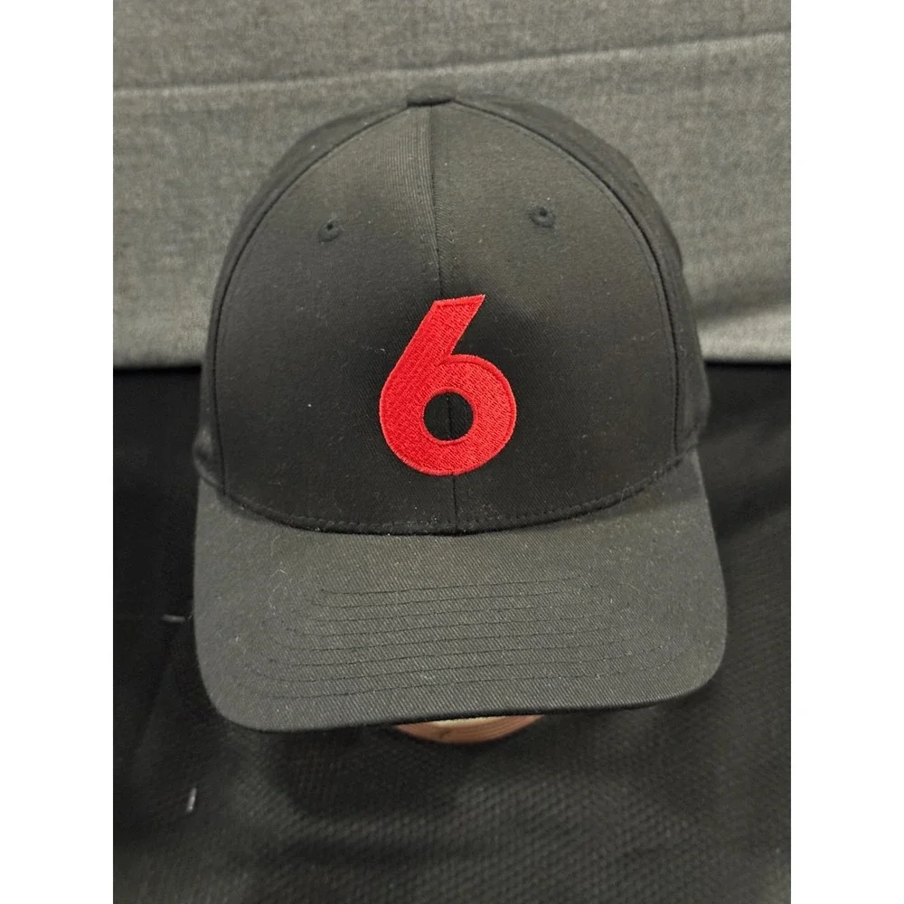 The Game Baseball Cap Men's One Size Black 6 Logo Classic Flexfit Stretch Hat
